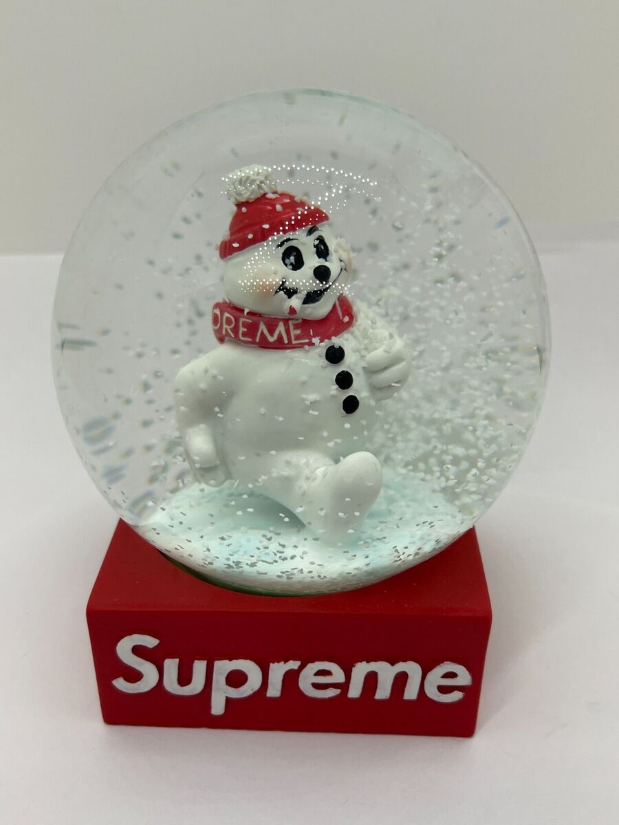 Supreme Snowman Snowglobe Red - FW21 - Brand New | eBay Supreme Snowman Snowglobe Red - FW21 - Brand New | eBay