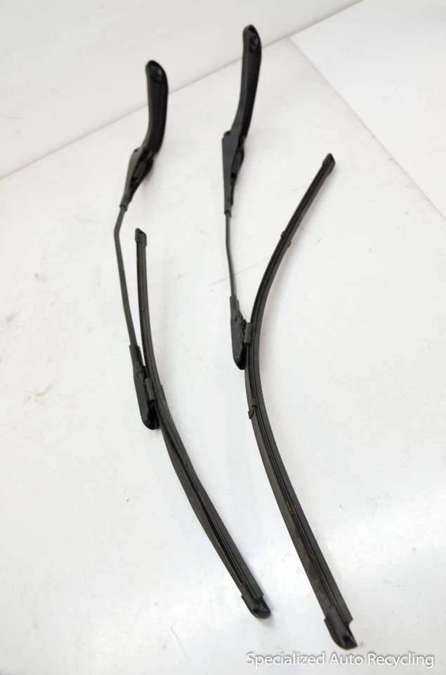 BMW 335I 2015 conjunto de brazos limpiaparabrisas delantero derecho izquierdo Foto 3 de 4