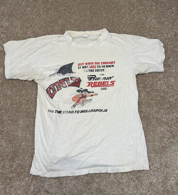 VTG UNLV Rebels T Shirt Single Stitch Sz M Final Four NCAA #1 Bootleg 90s White