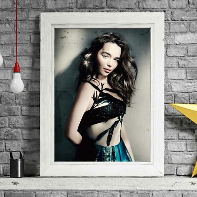 501356 EMILIA CLARKE - GOT Actress   *** 16x12 WALL PRINT POSTER