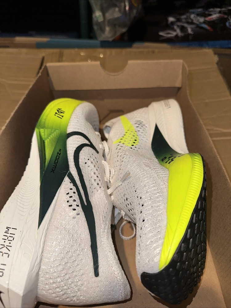 Nike zoomx vaporfly next% 3 wake up pack in size 7.5 running shoes