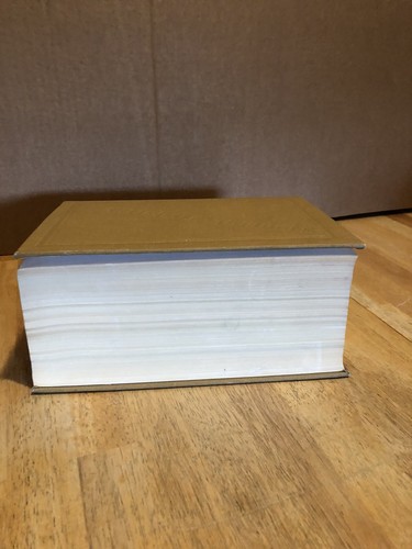 MARTINDALE HUBBELL LAW DIRECTORY VOLUME VI LAWYERS TEXAS-WYOMING-CANADA-FOREIGN - Picture 4 of 8