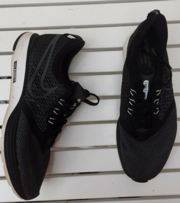 Nike Womens Zoom Strike AJ0188-003 Black Running Shoes Lace Up Low Top Size 