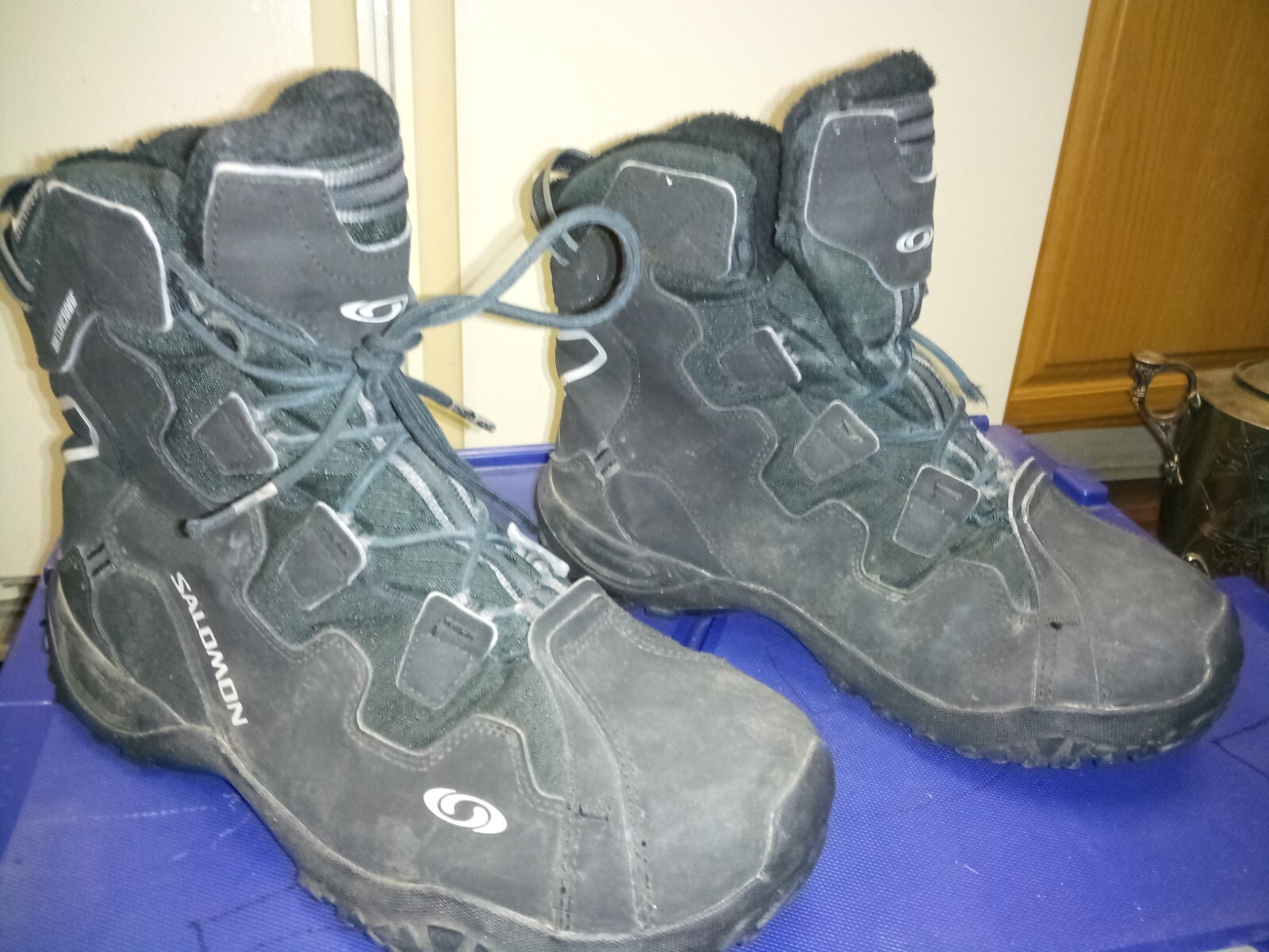 Stivali da trekking Salomon ContaGrip da uomo taglia 9 usati