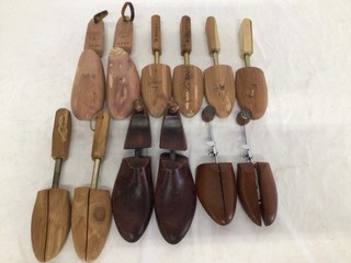 6 Pair Vintage Cedar Wood Shoe Trees Adjustable Variety of Sizes