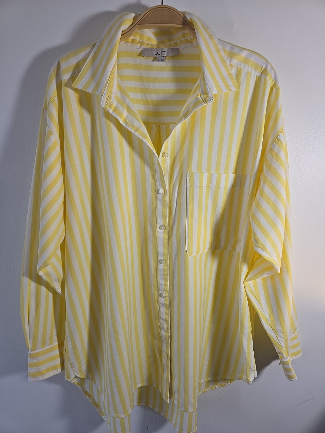 NWOT Ann Taylor Loft Button Down Shirt Blouse Size L Yellow White Long Sleeve