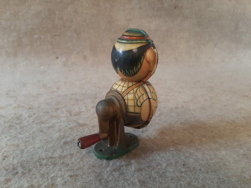 Vintage KUM West Germany Litho Tin Pencil Sharpener Bavarian Attire Man - Picture 9 of 11