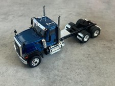 WSI 1:50 CAT CT680 blue