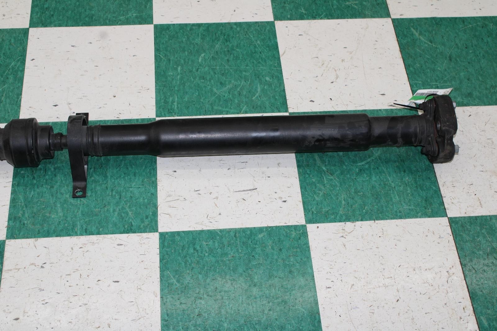 14-20 GHIBLI 3.0L Twin Turbo RWD OEM Two Piece Rear Drive Shaft Assembly Factory