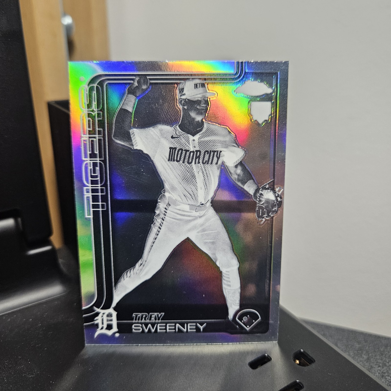 2025 Topps Chrome Trey Sweeney Negative Refractor Detroit Tigers RC Rookie 6