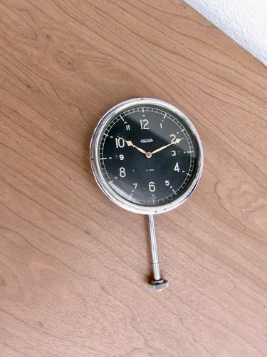 VINTAGE LARGE JAEGER SWISS AUTOMOBILE WIND-UP CAR CLOCK 8-DAY WORKS