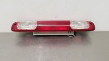 02 LUZ DE FRENO DE MONTAJE ALTO CHEVY SILVERADO 2500