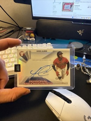 2025 Topps Pristine - Personal Endorsements Autographs Ozzie Albies 1/10