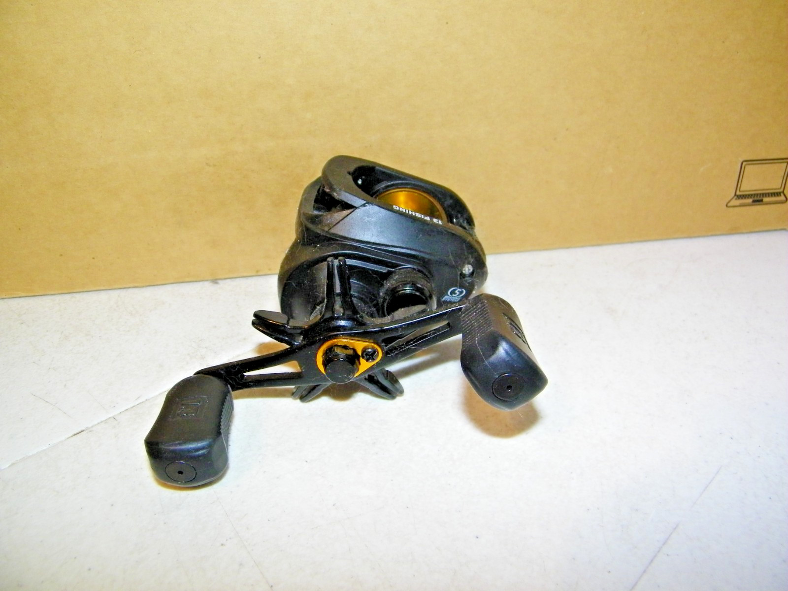 13 FISHING Fastback H24 5 Bearing System 6.6:1 Parts or Repair