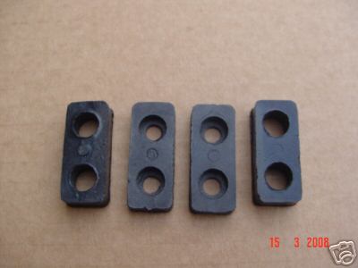 Réduire le bruit moteur de la Kawasaki Z1000 avec le silent bloc culasse 92075289