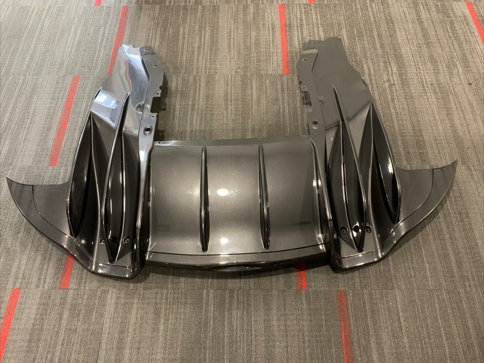 2017 - Mclaren 570S Rear Bumper Lower Diffuser Trim Panel Shield Oem 13A2692CP