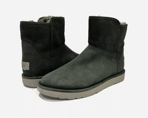 ugg mini abree