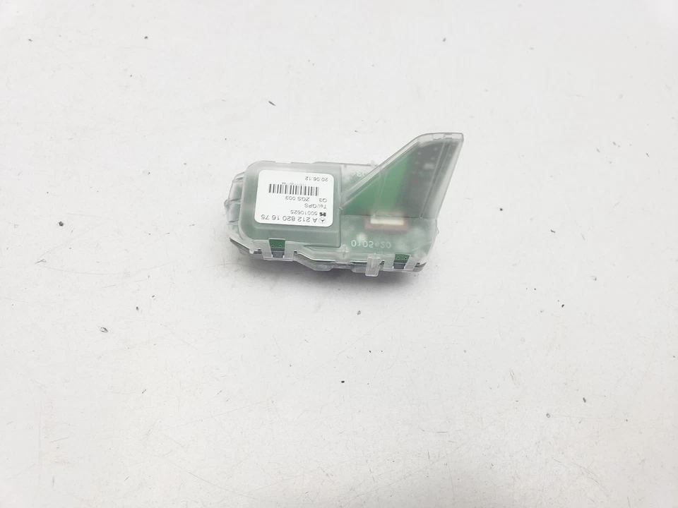 ANTENA AÉREA ALETA TIBURÓN MERCEDES CLS W218 C218 2013 A2128201675 - Imagen 2 de 4