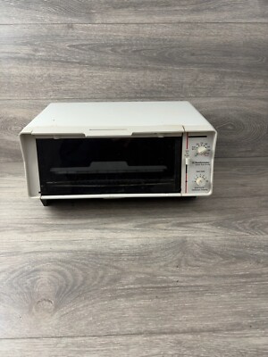 TOASTMASTER Toaster Oven White Model 339A 339 Tested Working