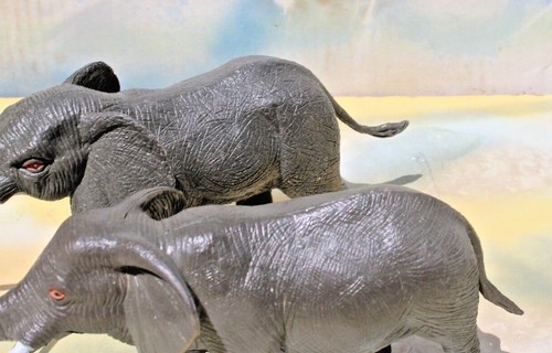 Lot of 2 Hard Plastic African Bull Elephants, 4" tall x 8" long FREE SHIP! - Picture 8 of 9