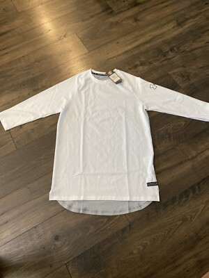 Nwt Mens Under Armour UA Baseline 1/2 Sleeve Baseball Shirt Small