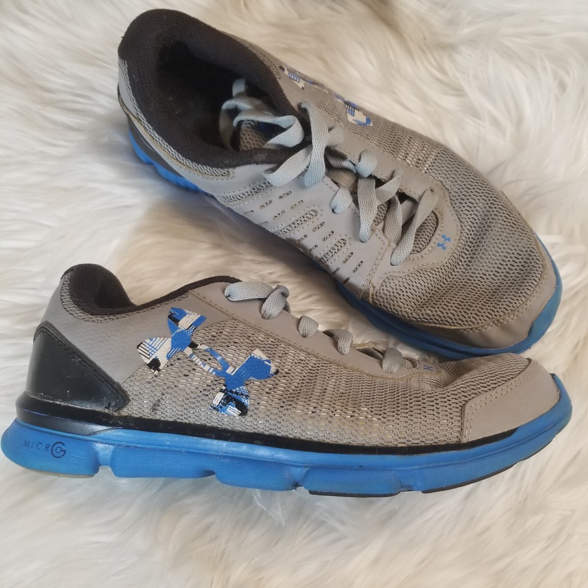 Under Armour Micro G Speed Swift Kids Size 6.5Y Gray Blue
