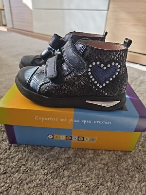 PABLOSKY Dagal Spanien Mädchen Halb Schuhe Größe 25 NEU-WERTIG 966010 Schwarz