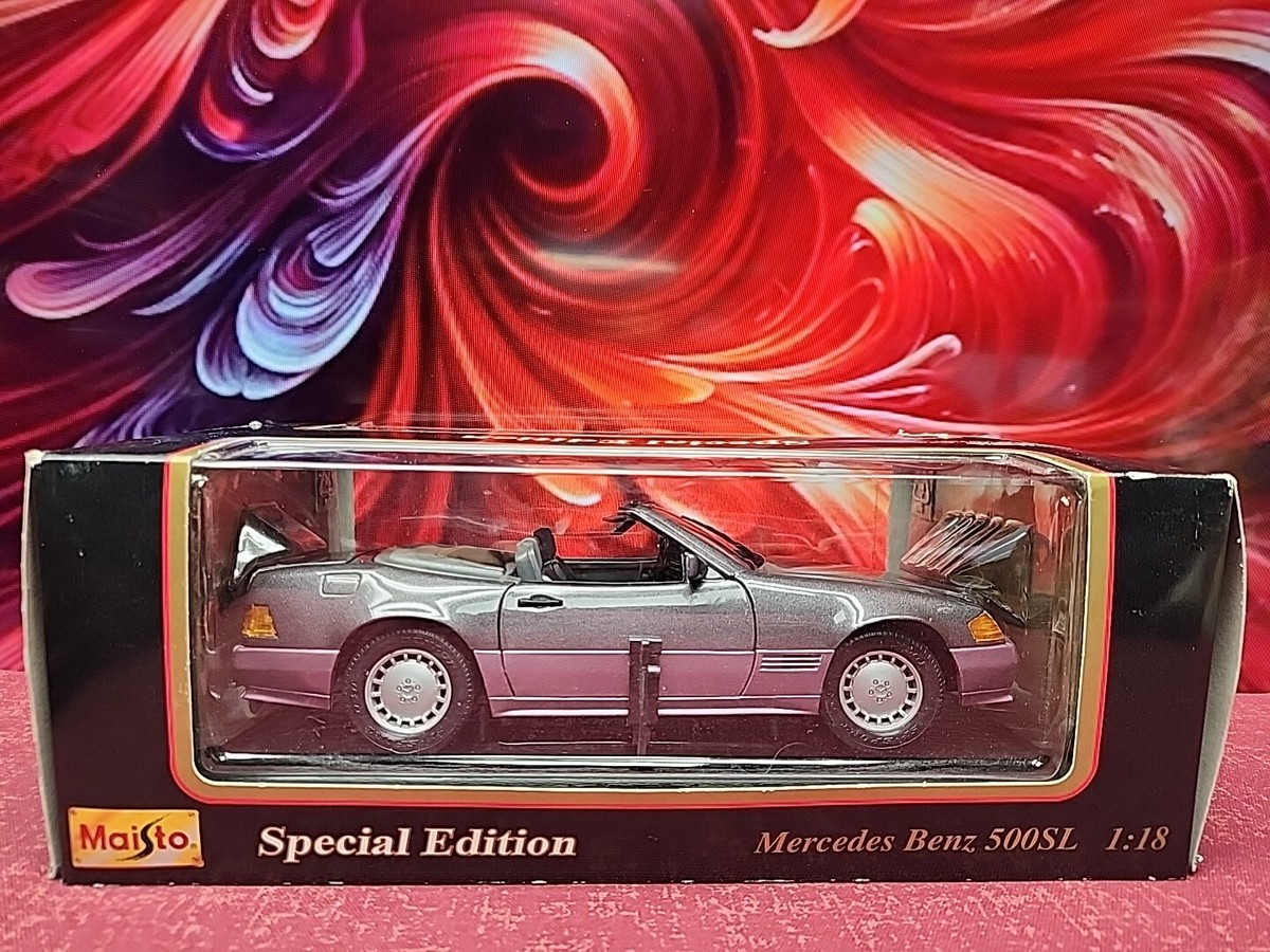 Maisto 1989 1/18 Mercedes Benz 500SL Special Edition Diecast