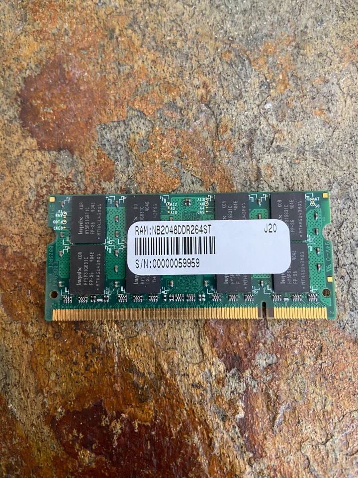 Super Talent PC6400 2GB SO-DIMM 800MHz DDR2 SDRAM Memory 2G/128x8 T800SB2G/V - Image 4 of 4