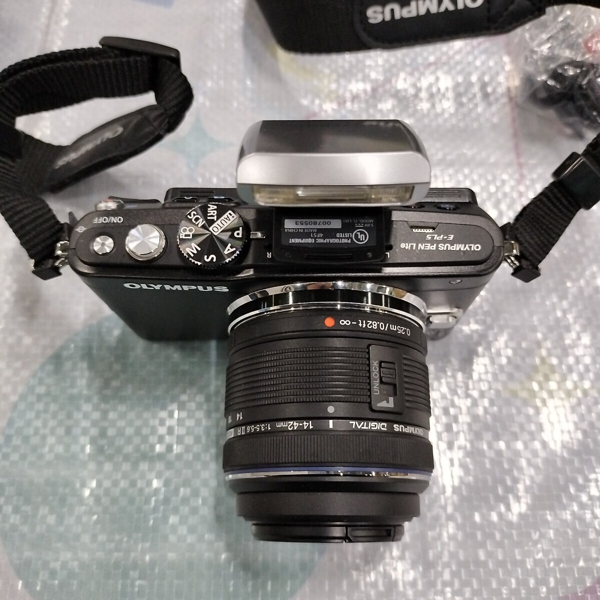 Olympus PEN Lite E-PL5 Digital Camera Black M ZUIKO 14-42mm Olympus PEN Lite E-PL5 Digital Camera Black M ZUIKO 14-42mm