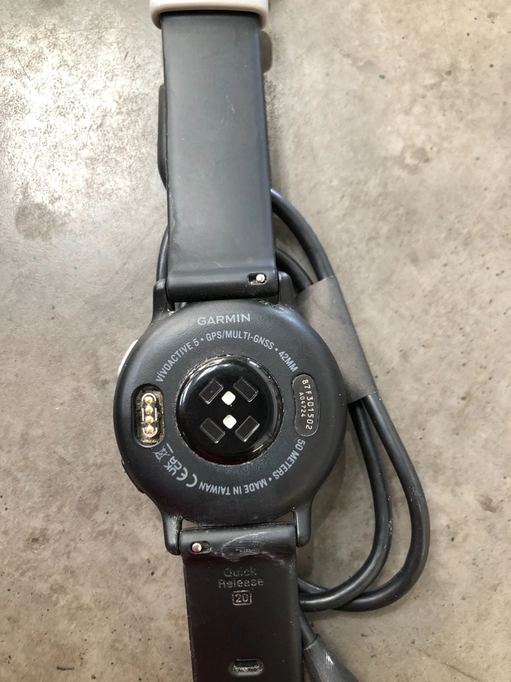 Montre Garmin VivoActive 5 - Photo 4/4