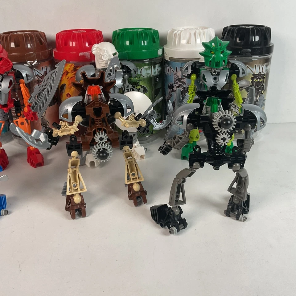 LEGO BIONICLE NUVA LOTE DE 6 CON MANUALES 8566 8567 8568 8570 8571 8572 Foto 4 de 4