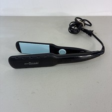 Remington Wet 2 Straight Ceramic Hair Straightener 1 5/8" Flat Iron S7231-S