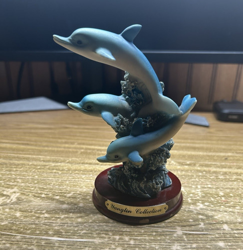 Yanglin Collection Dolphin Figurine Resin Ocean Sea Life Statue on Wood Base