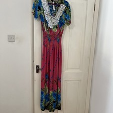 BNWT meiling maxi dress size 10/12 lace and clear stones on neckline 