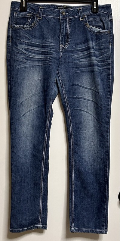 Women’s Jeans Size 16 / CATO / Classic Blue Five Pockets