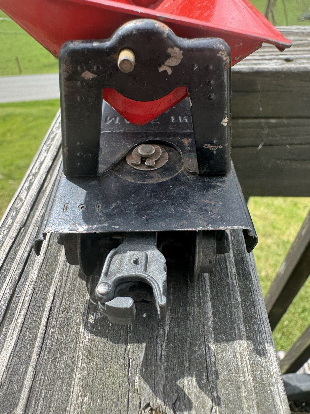 Picture 14 of 24