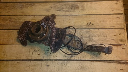 Alfa Romeo 156 2.4 JTD (2) Achsschenkel Radlager ABS-Sensor vorne rechts Radnabe