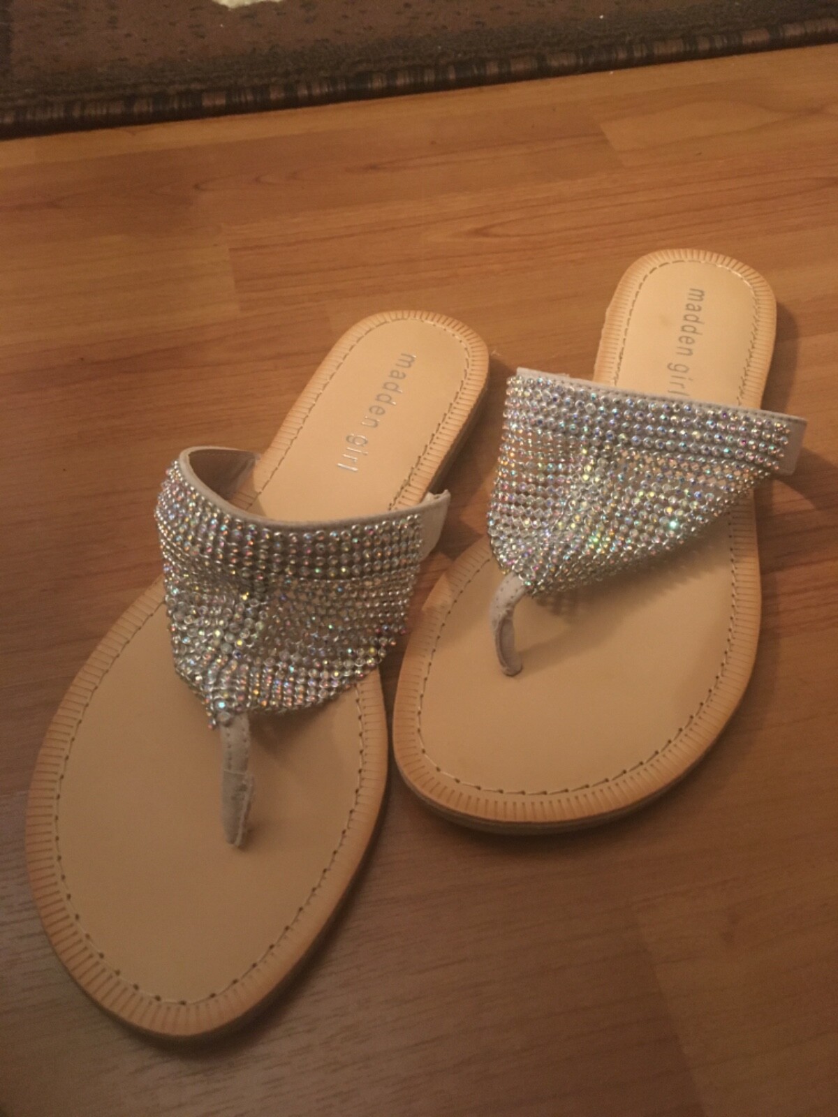 madden girl thong sandals