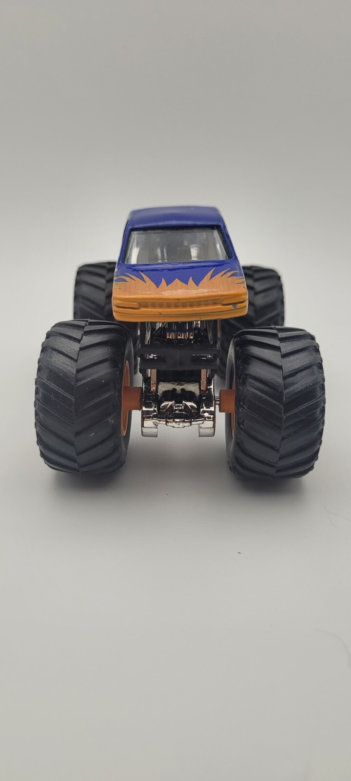 Picture 3 of 8