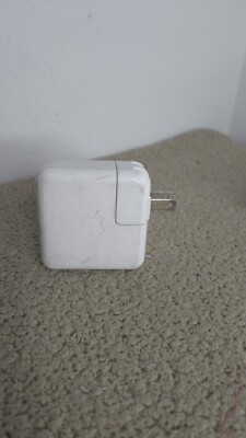 Original 2005 Ipod USB Power Adapter Genuine Apple A1102 White Charger Adapter