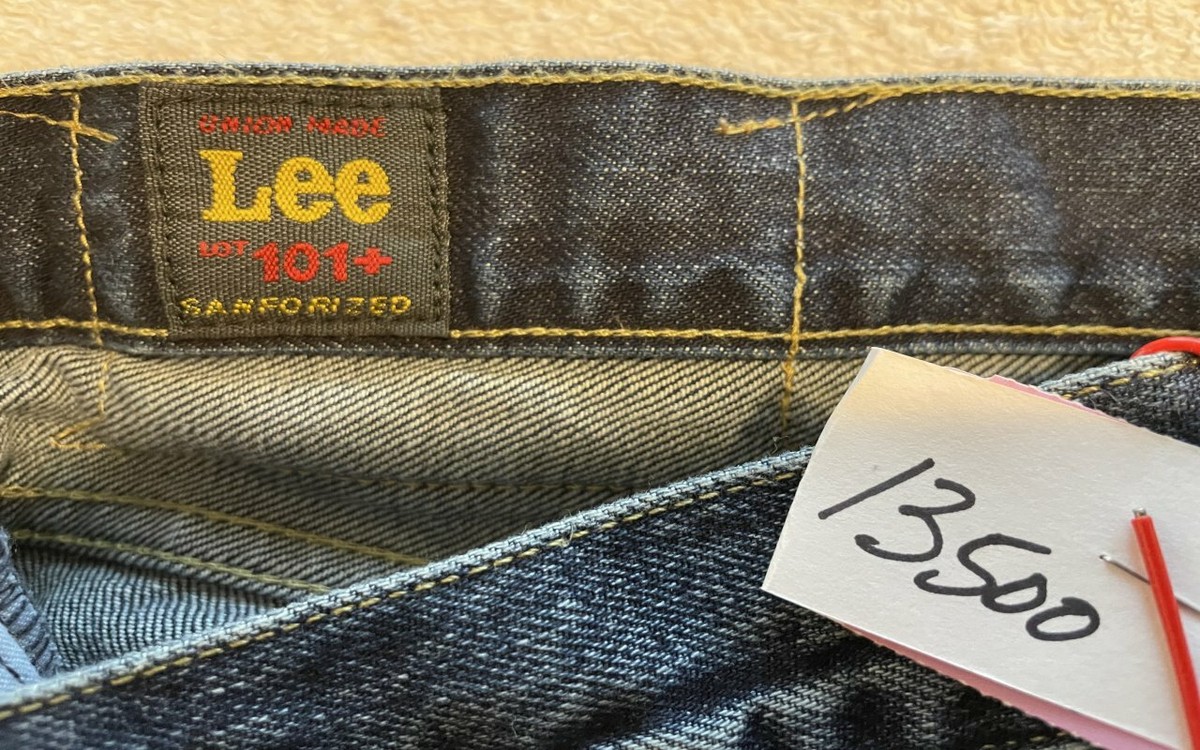 Lee Knox Lot 101+ Union made 36 x 33 distress men's blue jeans