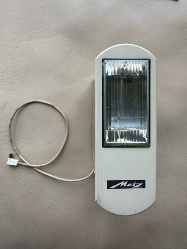 Vintage Rare Metz MECABLITZ 110 Camera Flash - Picture 2 of 11