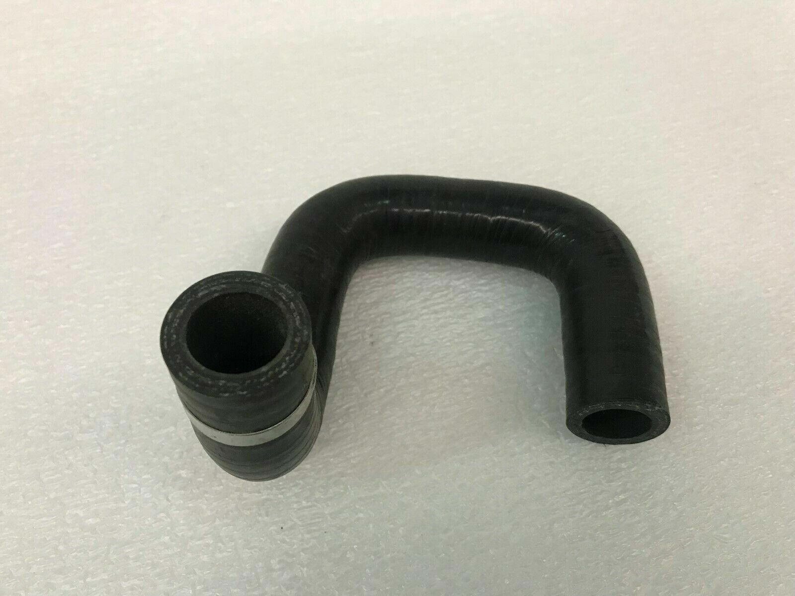 LAMBORGHINI MURCIELAGO LP640 ROADSTER OIL BREATHER LINE PIPE OEM 07M115657C
