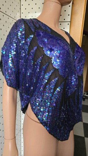 Vintage SUDI Crop Blue Pure Silk Embroidered BUTTERFLY Sequin Top Disco Diva -M - Picture 10 of 19