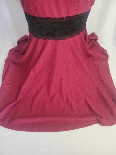 Maroon With Black Lace Waist Strapless Dress (Size XL) - Picture 5 of 6