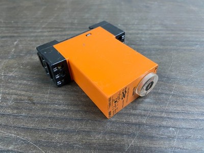 Syrelec BAR.F VDE0435 VDE 0110 Gr C Zeitrelais