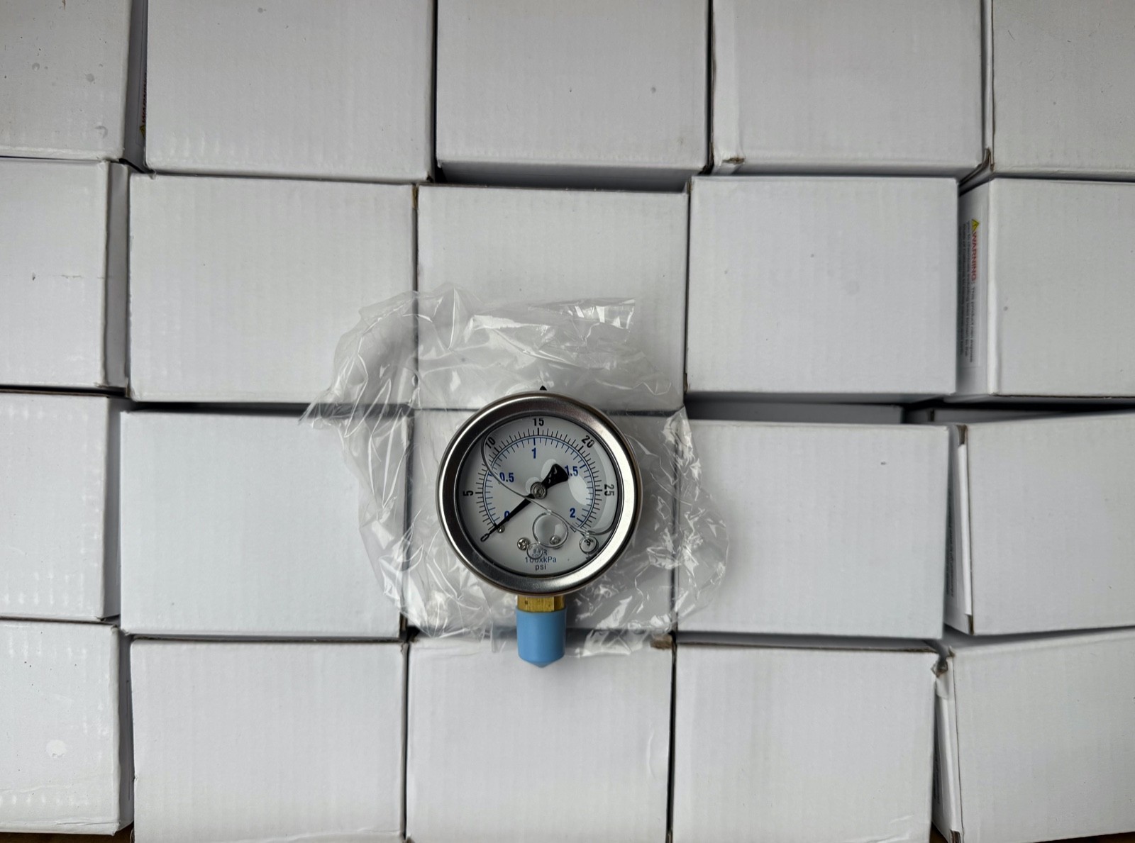 Lot of 100 PIC Gauges 201L-204C 2", 0/30 PSI, 1/4" Npt Lower Mount Liquid Filled