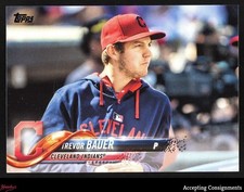 2018 Topps Base Set Photo Variation #413 Trevor Bauer SP Blue Hoodie INDIANS