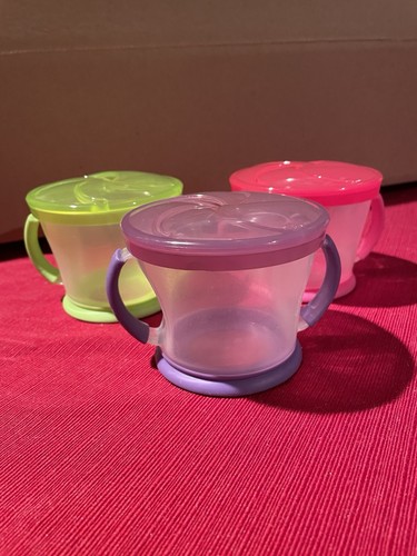 Munchkin® Snack Catchers Lot of 4 Toddler Snack Containers with lids